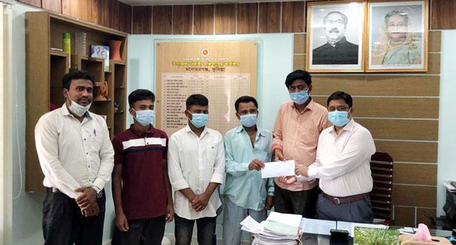 এমবিবিএস পড়ার সুযোগ পাচ্ছে মনোহরগঞ্জের যমজ দুই সহোদর