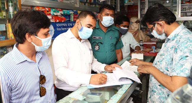 ভেজাল পণ্য ও অতিরিক্ত দাম : ৩৭ প্রতিষ্ঠানকে লাখ টাকা জরিমানা
