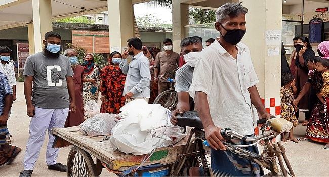 বাকিতে তরমুজ না দেয়ায় ব্যবসায়ীকে ছুরিকাঘাতে হত্যা