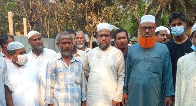 নোয়াখালীতে অগ্নিকাণ্ডে ক্ষতিগ্রস্ত পরিবারগুলোকে জামায়াতের আর্থিক অনুদান
