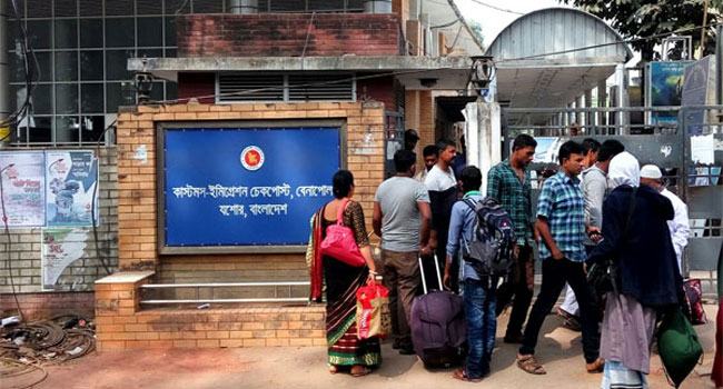১৬ দিনে ভারত থেকে করোনা পজিটিভ হয়ে দেশে ফিরলো ১৭ বাংলাদেশী