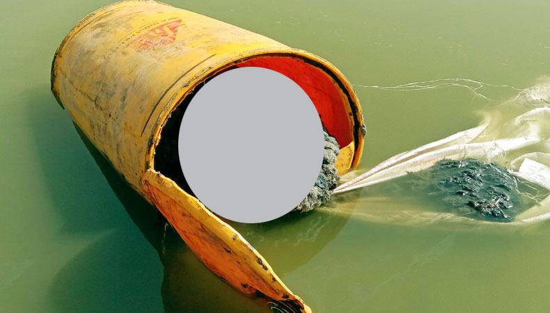 পুকুরে ভাসমান ড্রামে মিললো লাশ