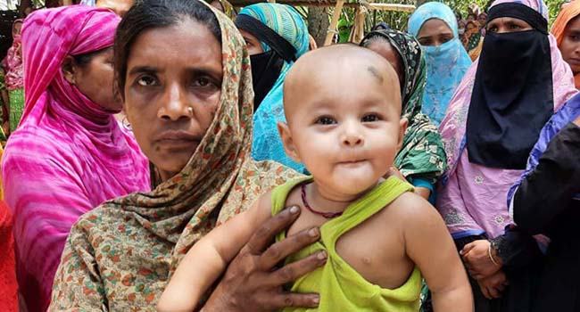 বড়াইগ্রামে ৬ মাসের শিশু সন্তান রেখে গৃহবধূর আত্মহত্যা