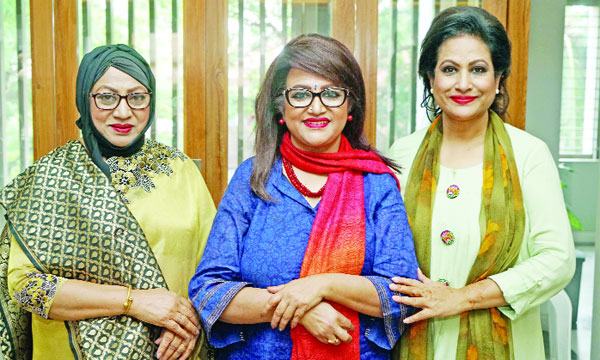 করোনায় ‘তিনকন্যা’র দিনকাল