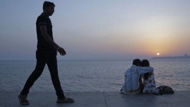 স্ত্রীর পরকীয়ার জেরে ছেলেকে খুন করে বাবার বিষপানে আত্মহত্যার চেষ্টা
