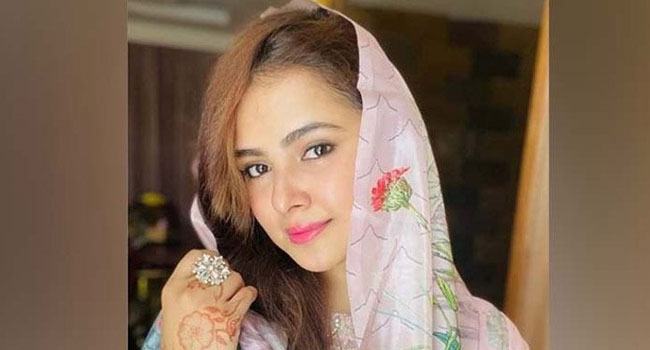 গুলশানের ফ্ল্যাট থেকে তরুণীর ঝুলন্ত লাশ উদ্ধার