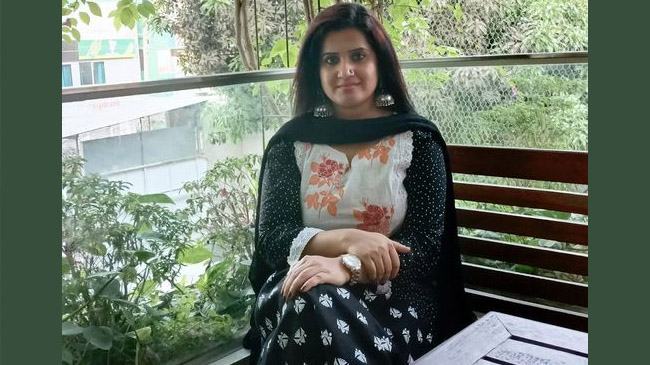 জীবনকে জটিলতার মাঝে রাখতে চাই না : ন্যান্সি