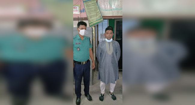 বংশা‌লে রিকশাওয়া‌লা‌কে নির্যাতনকারী আটক