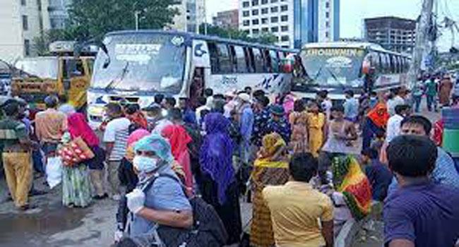 বিকল্প উপায়ে রাজধানী ছাড়ছে ঘরমুখো মানুষ