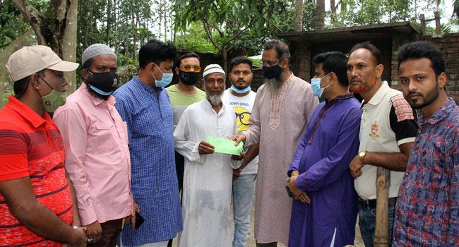 বগুড়ায় নিহত যুবদলের ২ নেতার পরিবারকে এমপির অর্থ সহায়তা