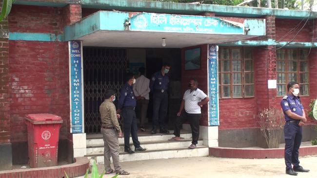 ১৪ মাস পর হিলি ইমিগ্রেশন চেকপোস্টে পাসপোর্টে যাত্রী পারাপার আবারো চালু