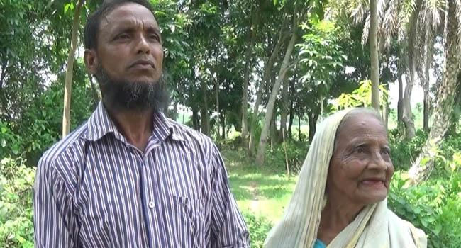 বালিয়াকান্দিতে ইট-কাটার বেড়ায় অবরুদ্ধ বিধবার বসতবাড়ি