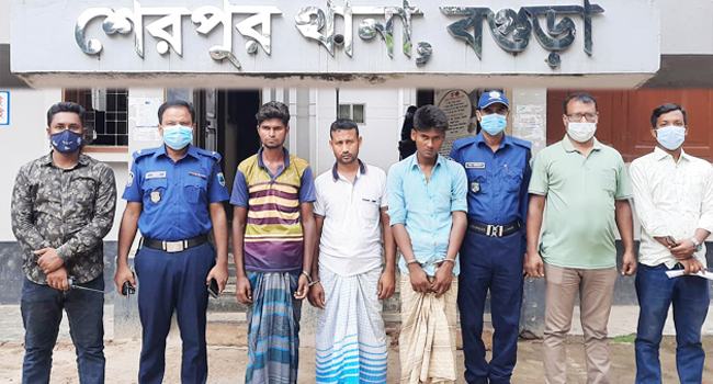 বগুড়ার শেরপুরে কিশোরী ধর্ষণের অভিযোগে গ্রেফতার ৪