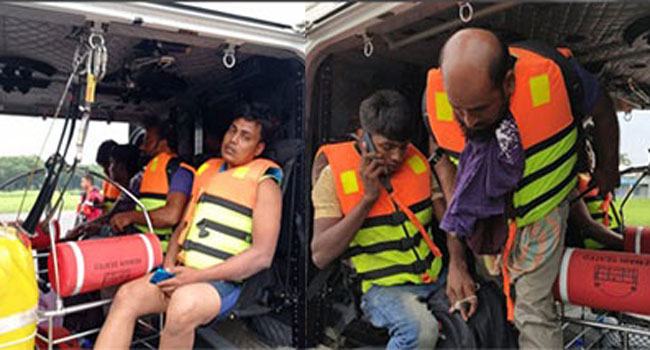 বঙ্গোপসাগরে বিকল জাহাজের ১২ ক্রু উদ্ধার করেছে বিমান বাহিনী