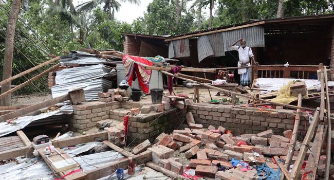 সালথায় ১০ সেকেন্ডের টর্নেডোয় লণ্ডভণ্ড দেড় শতাধিক ঘর
