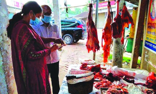 গাজীপুরে পচা গোশত বিক্রি : ৩ জনকে জরিমানা