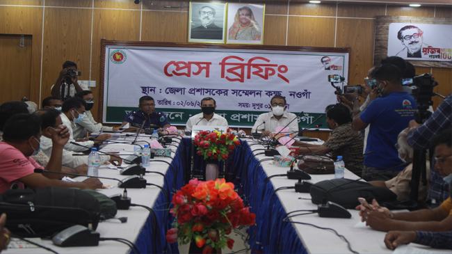 নওগাঁ পৌরসভা ও নিয়ামতপুরে ৭ দিনের কঠোর লকডাউন