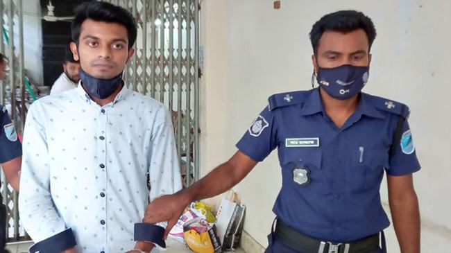 নারী পুলিশ সদস্যের গোপন ভিডিও ভাইরাল