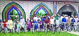 নাঙ্গলকোটে ৪০ দিন জামাতে নামাজ পড়ে পুরস্কৃত ৫৩ শিক্ষার্থী