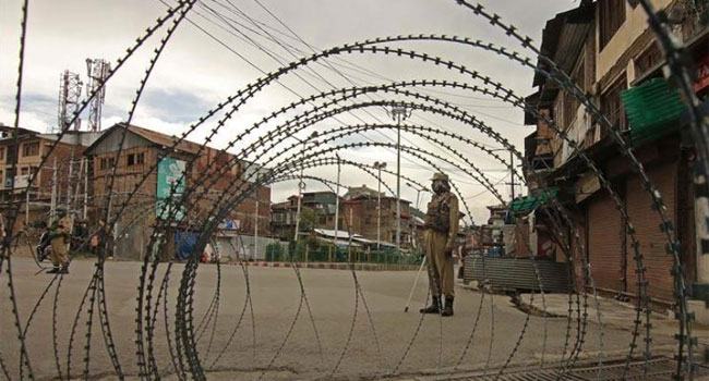 বড়সড় সেনা সমাবেশ কাশ্মীরে, চিন্তায় উপত্যকার রাজনীতিবিদরা