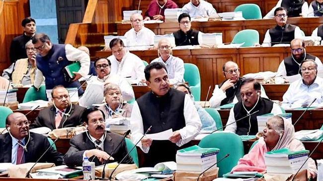কারা দেশের টাকা নিয়ে যায়, আমার কাছে তালিকা নেই : অর্থমন্ত্রী