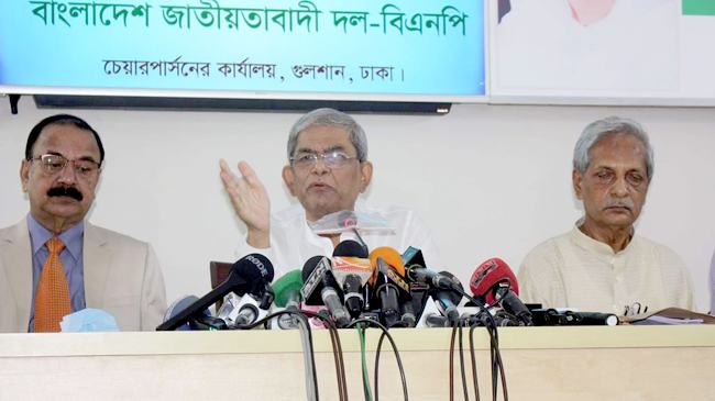 খালেদা জিয়া স্বাস্থ্য ঝুঁকিতে আছেন : মির্জা ফখরুল
