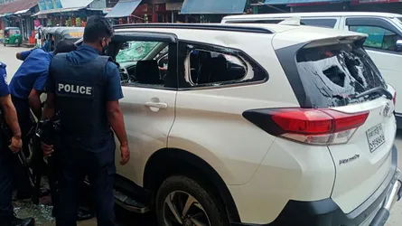 বাদলের গাড়িতে হামলা-গুলি, কোম্পানীগঞ্জে উত্তেজনা