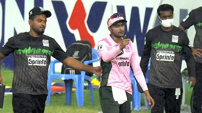 রাগ নিয়ন্ত্রণ করতে না পারায় ক্যারিয়ারে হোঁচট সাকিবের