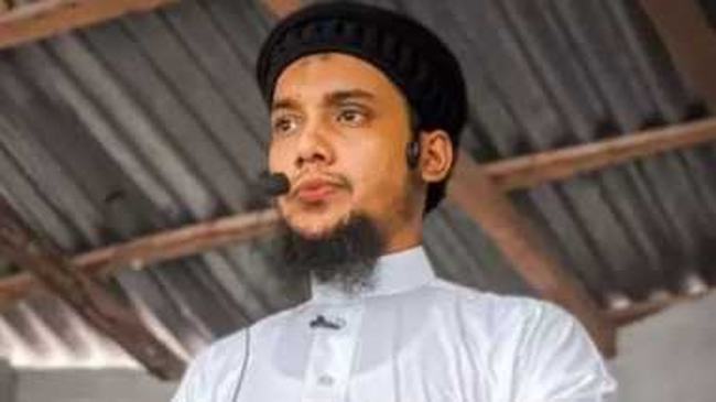 ৩ সফর সঙ্গীসহ নিখোঁজ ইসলামী বক্তা