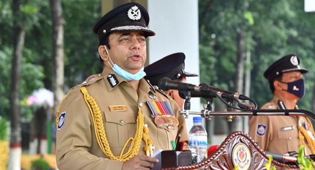 ব্যক্তি স্বার্থের ঊর্ধ্বে উঠে কাজ করুন : আইজিপি