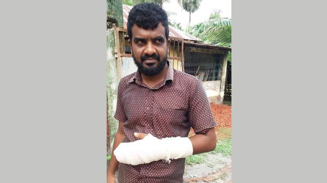 হামলার অভিযোগ : বেতাগী ইউপি নির্বাচন নিয়ে আতঙ্কে সাধারণ ভোটাররা
