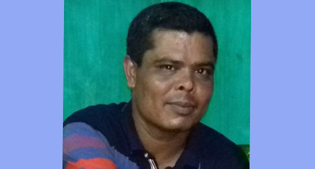 ঘাসের জমিতে সিএনজি মালিক সমিতির কোষাধ্যক্ষের অর্ধগলিত লাশ