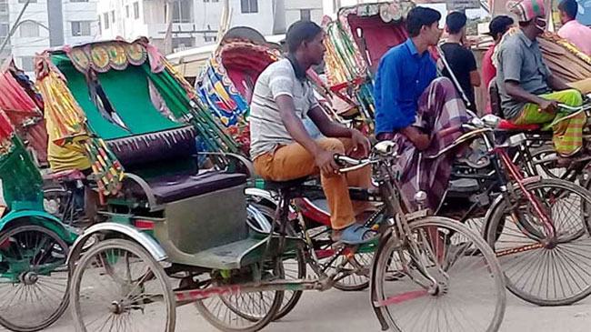 ‘মোটরচালিত রিকশা বন্ধের সিদ্ধান্ত নিয়েছে সরকার’