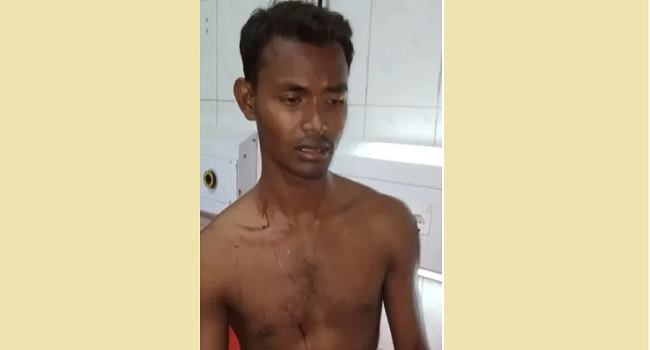 সৈয়দপুরে চালককে কুপিয়ে ভ্যান ছিনতাই