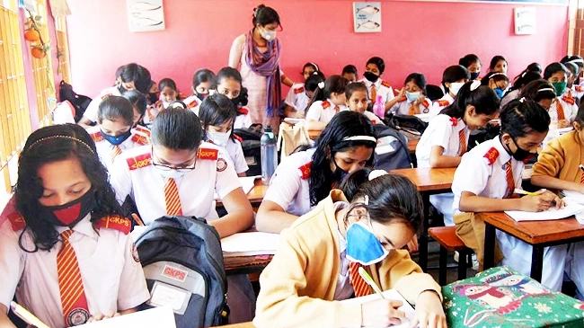 শিক্ষাপ্রতিষ্ঠানের ছুটি আবারো বাড়ল