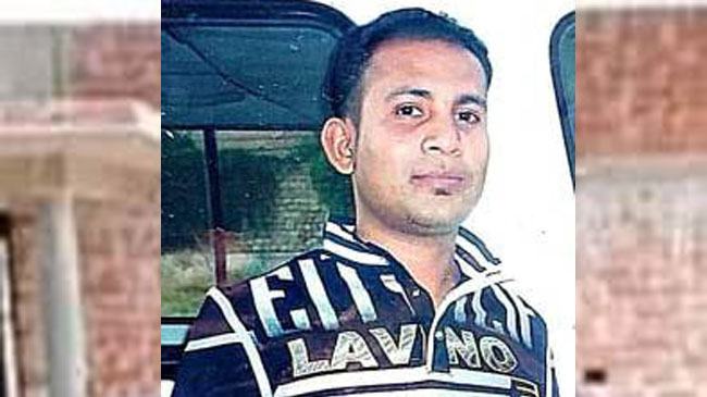 পাবনায় বালু ব্যবসায়ীকে প্রকাশ্যে কুপিয়ে হত্যা