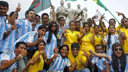 আর্জেন্টিনা-ব্রাজিল যখন ‘কাকলি ফুটবল টিম’, সামাজিক মাধ্যমে যত হাস্যরস