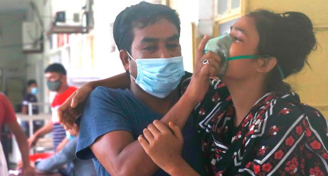 ডেঙ্গু জ্বর ও করোনার লক্ষণ এক হলেও পার্থক্য যেখানে