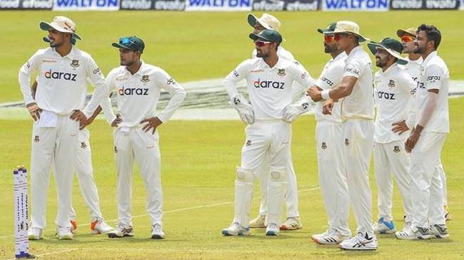 দ্বিতীয় দিন শেষে ৩৫৪ রানে এগিয়ে বাংলাদেশ