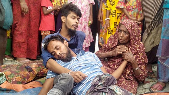 বঙ্গোপসাগরে নিখোঁজ ছেলেকে ১৩ বছর পর ফিরে পেলেন মা-বাবা