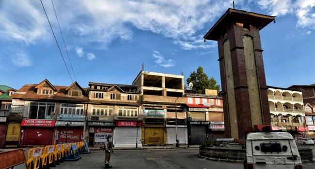 বুরহান ওয়ানির মৃত্যুবার্ষিকীতে কাশ্মিরীদের ধর্মঘট