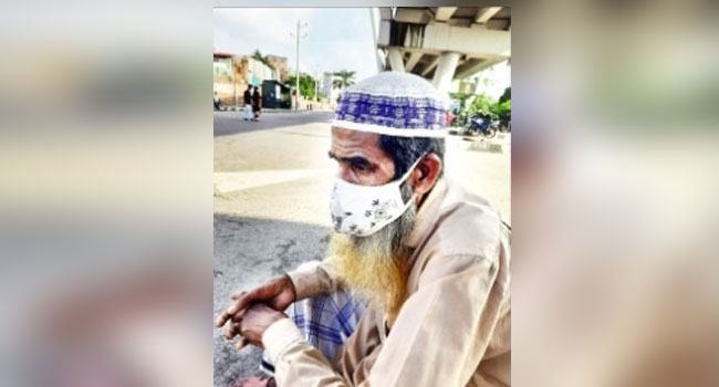 ভিক্ষুক নই, পেটের দায়ে রাস্তায়