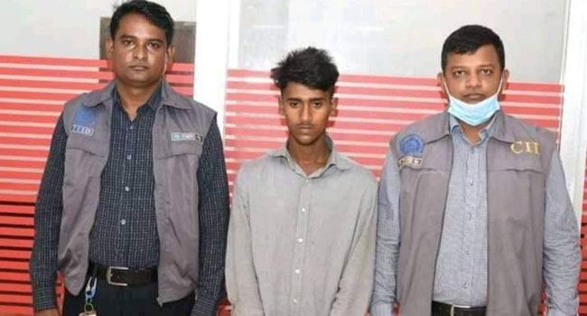 পাথরঘাটায় স্ত্রী ও সন্তান হত্যার ঘটনায় ঘাতক শাহিন গ্রেফতার