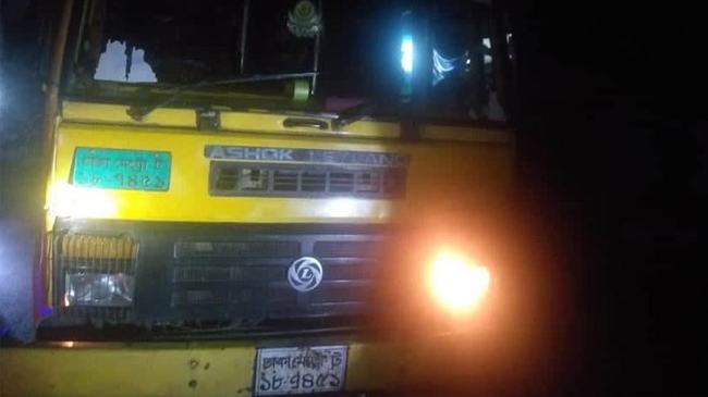 সীতাকুণ্ডে গরুবাহী ট্রাকে ডাকাতের হানা, চালক নিহত