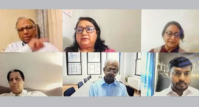 বাংলাদেশের সামনে এখন দু’টি পথ : মাহমুদুর রহমান