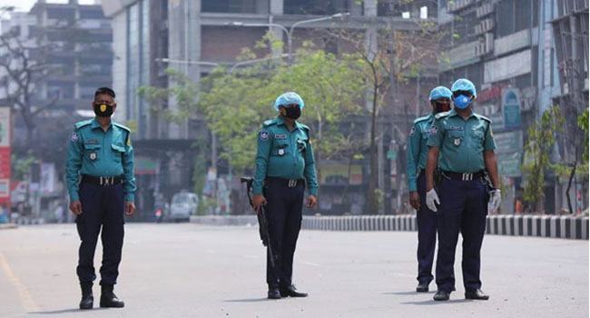 কাল থেকে কঠোর লকডাউন, বন্ধ থাকবে পোশাক কারখানাও