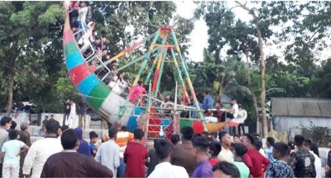 রাজবাড়ীতে পদ্মাপাড় লোকারণ্য, স্বাস্থ্যবিধি উপেক্ষিত