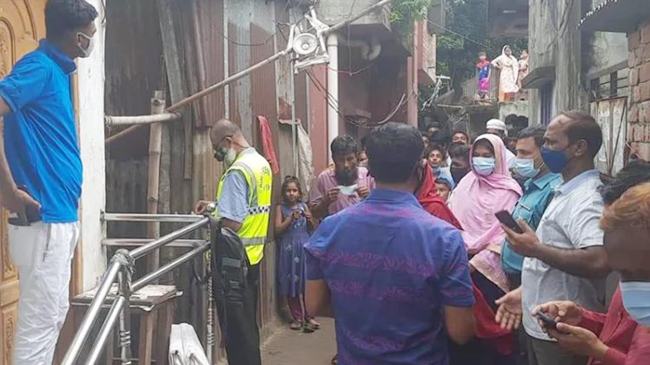 কামরাঙ্গীরচরে ঘর থেকে মা-মেয়ের লাশ উদ্ধার