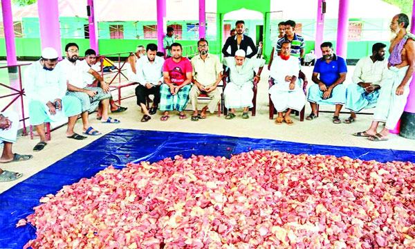 মিরসরাইয়ে ঘরে ঘরে মজলিশের গোশত