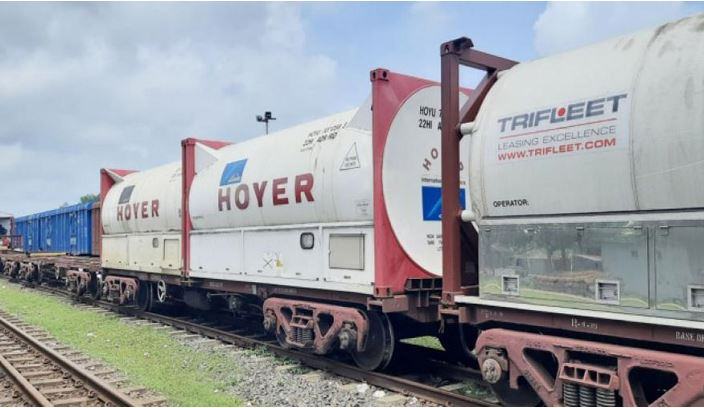 ভারত থেকে এলো আরো ২০০ মেট্রিক টন অক্সিজেন